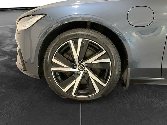 Volvo V90 10 of 14