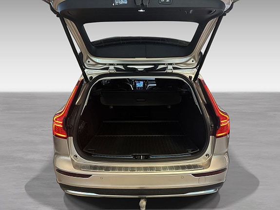 Volvo V60 Cross Country 12 of 14