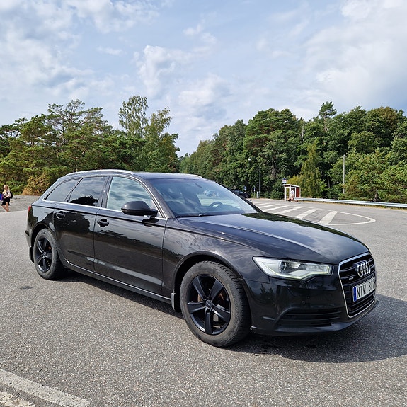 Audi A6 2 of 8