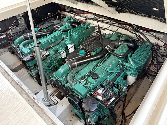 Draco 3400 Zircon Volvo Penta KAD 42 - Ren/ombyggd 2021-2024 12 of 12