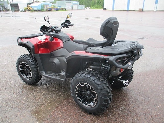 BRP Can-am Outlander MAX 850 XT 2 of 5