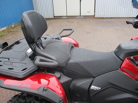 BRP Can-am Outlander MAX 850 XT 4 of 5