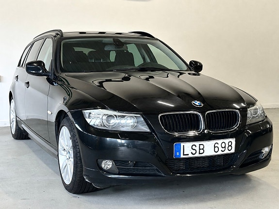 BMW 318d 3 of 5