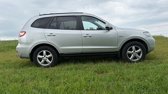 Hyundai Santa Fe 5 of 5