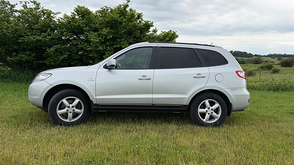 Hyundai Santa Fe 4 of 5