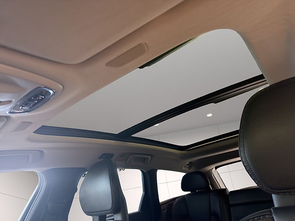 Volvo V90 Cross Country 17 of 25