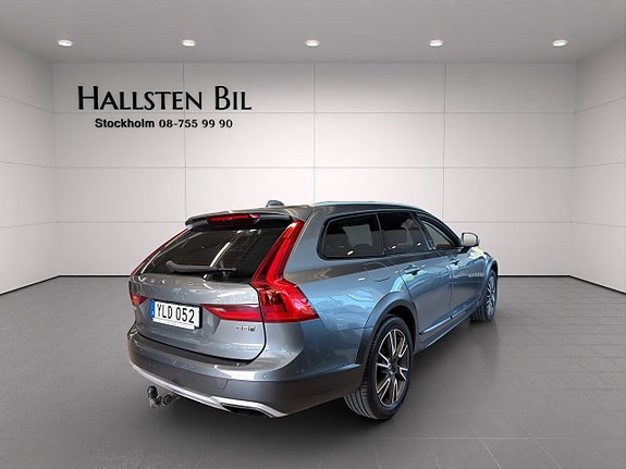 Volvo V90 Cross Country 5 of 5