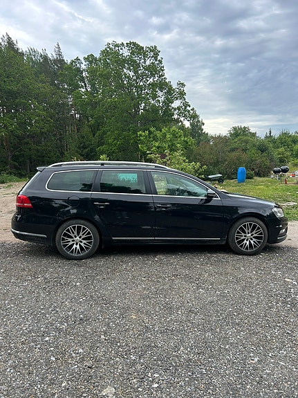 Volkswagen Passat 3 of 5