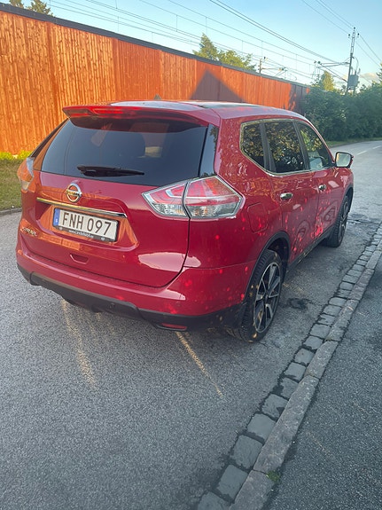 Nissan X-Trail 4 of 5