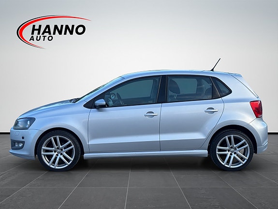 Volkswagen Polo 2 of 5