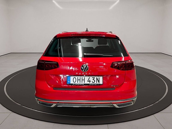 Volkswagen Passat Alltrack 29 of 29