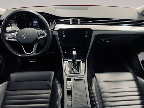 Volkswagen Passat Alltrack 15 of 29