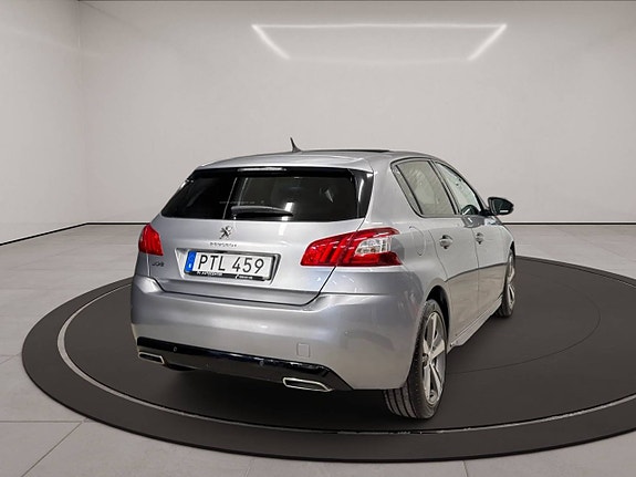 Peugeot 308 26 of 27