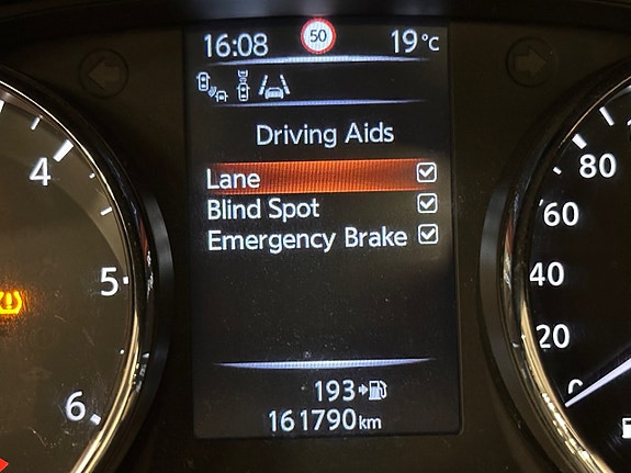Nissan Qashqai 28 of 29