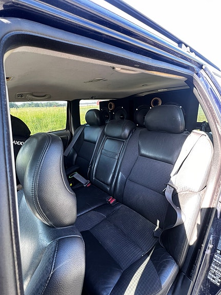Volvo V70 4 of 8