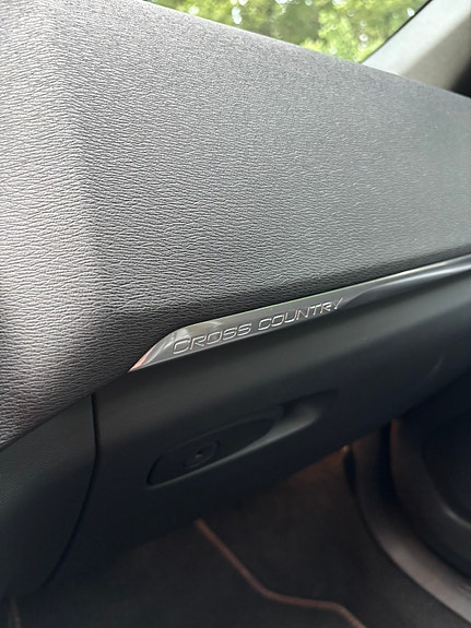 Volvo V40 Cross Country 11 of 11