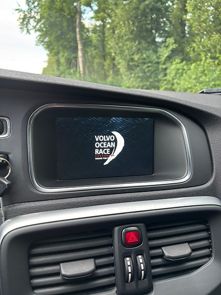 Volvo V40 Cross Country 10 of 11