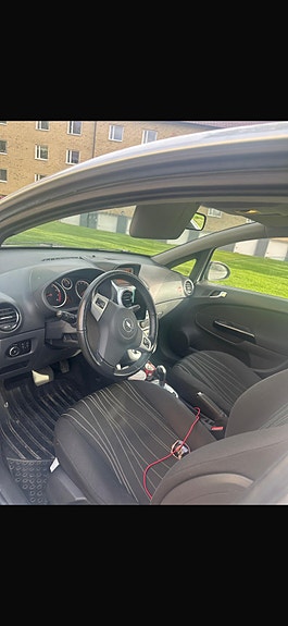 Opel Corsa 4 of 5