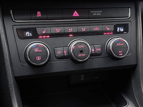 Seat Leon 21 of 25