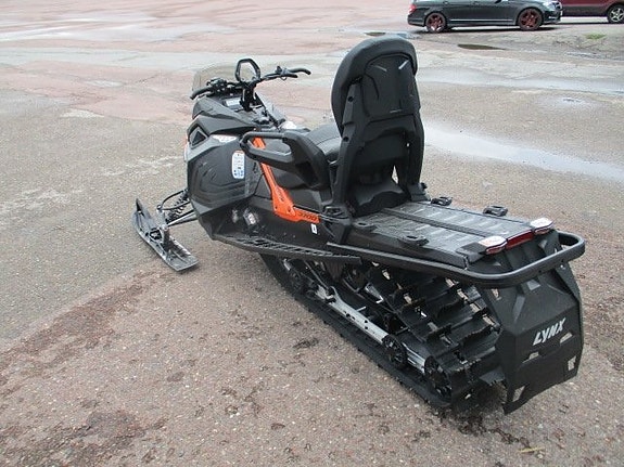 Lynx Xterrain STD 3700 600 E-tec 2 of 3