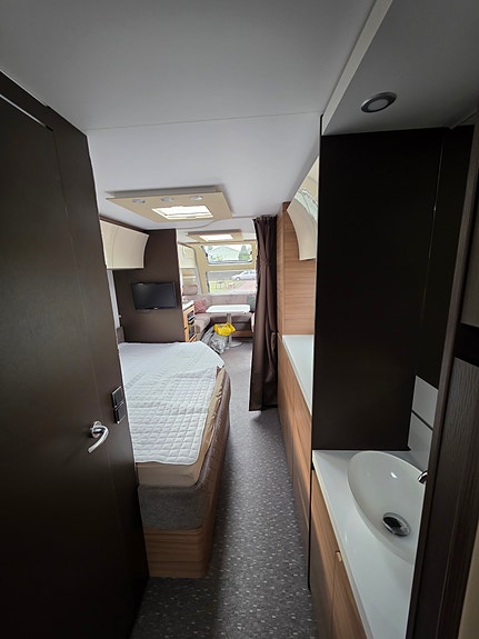Adria Alpina 763uk 8 of 8