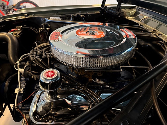 Ford Mustang 20 of 24
