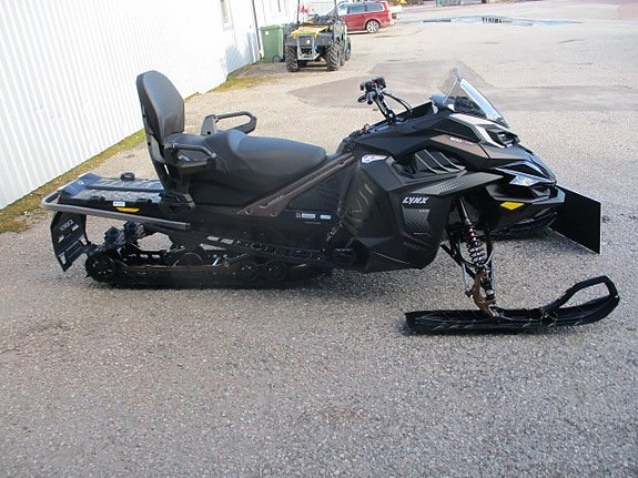 Lynx Xterrain Limited 600 E-tec 2 of 4