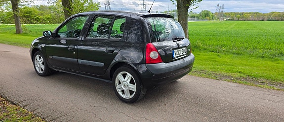 Renault Clio 4 of 19