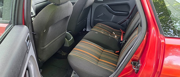 Ford Focus 16 of 19