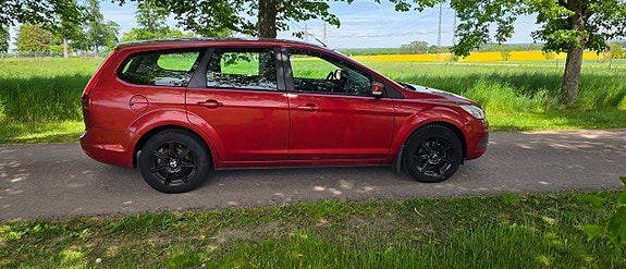 Ford Focus 9 of 19