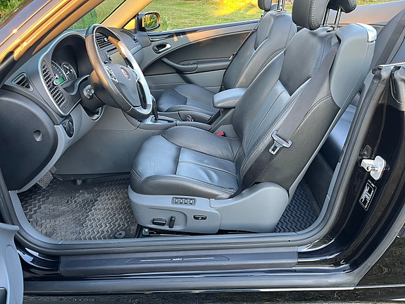 Saab 9-3 12 of 19
