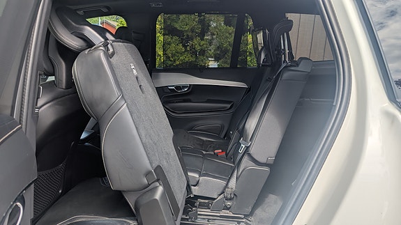 Volvo XC90 12 of 15