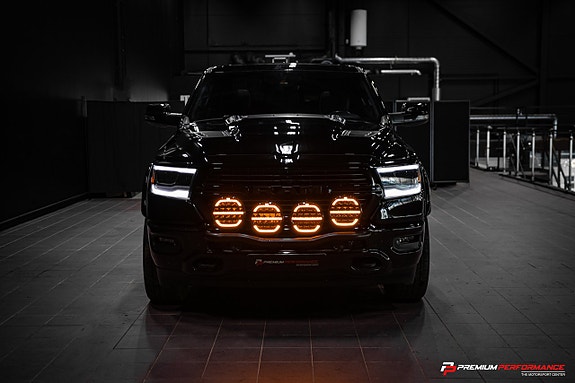 Dodge RAM 1500 4 of 5
