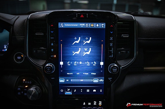 Dodge RAM 1500 24 of 30