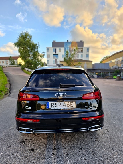 Audi Q5 3 of 5