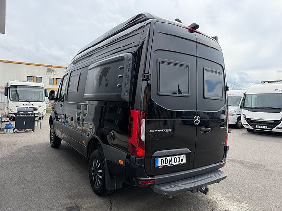 Robeta Adonis Mercedes 4x4 190HK AUT (Dubbelbädd & popup tak) Inverter Adapt farthållare, Litiumbatteri, Solcell, kvarnt 20 of 21