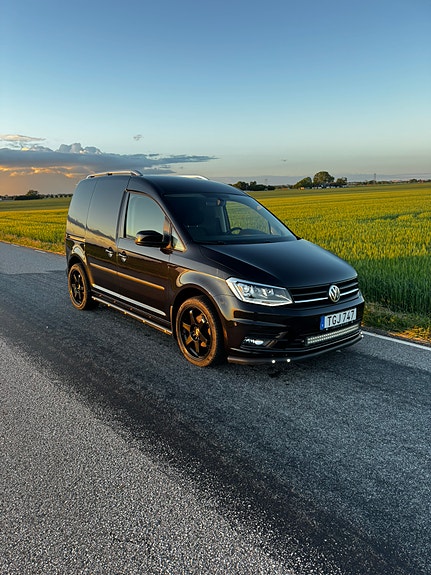 Volkswagen Caddy 4 of 5