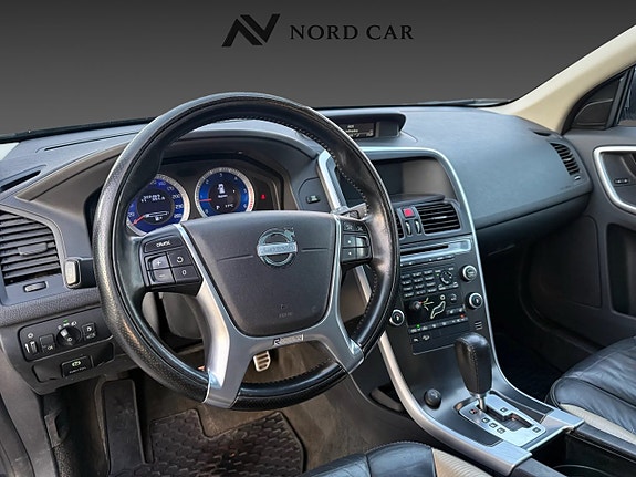 Volvo XC60 6 of 8