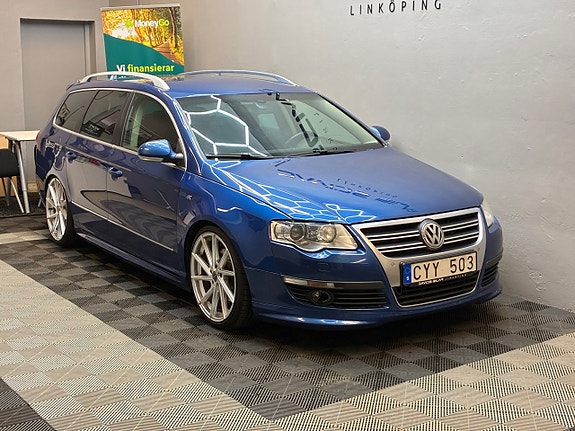 Volkswagen Passat 2 of 5