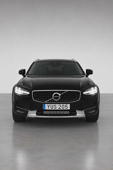 Volvo V90 Cross Country 3 of 5