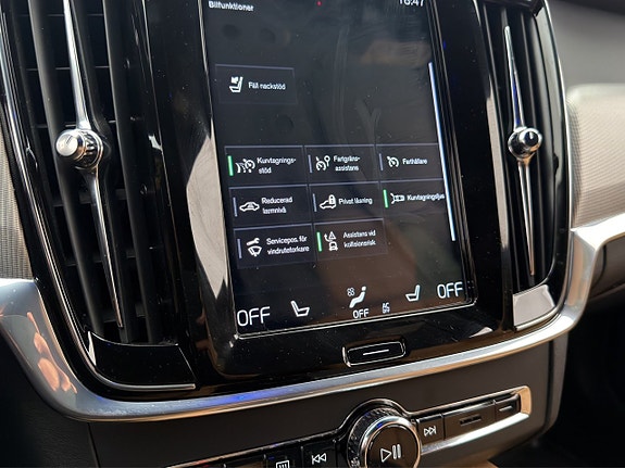 Volvo V90 23 of 30