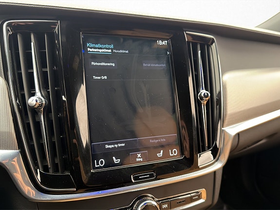 Volvo V90 25 of 30