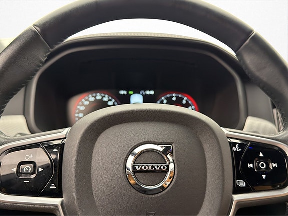 Volvo V90 28 of 30