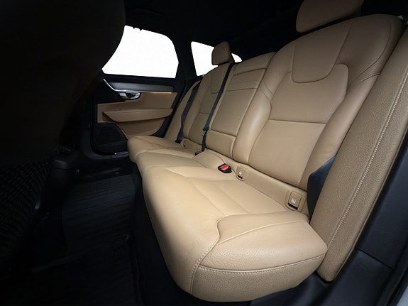 Volvo V90 18 of 30
