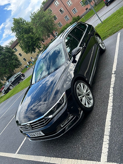 Volkswagen Passat 3 of 5