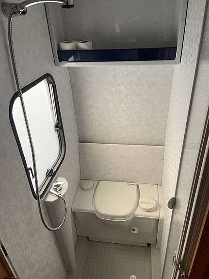 ADRIA UNICA 502 UP - Smidig vagn -  KAMPANJRÄNTA 3.95% 9 of 12
