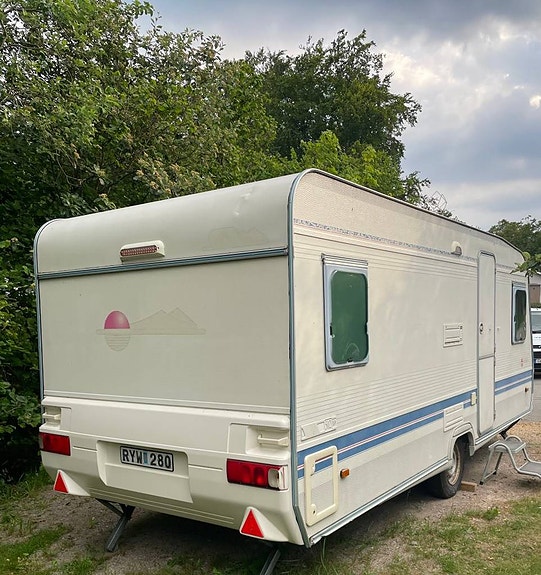 ADRIA UNICA 502 UP - Smidig vagn -  KAMPANJRÄNTA 3.95% 4 of 12