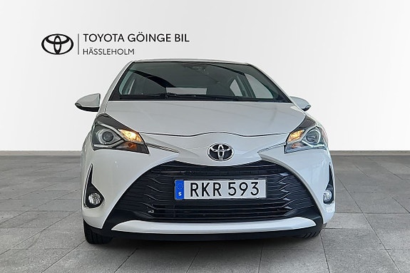 Toyota Yaris 9 of 29