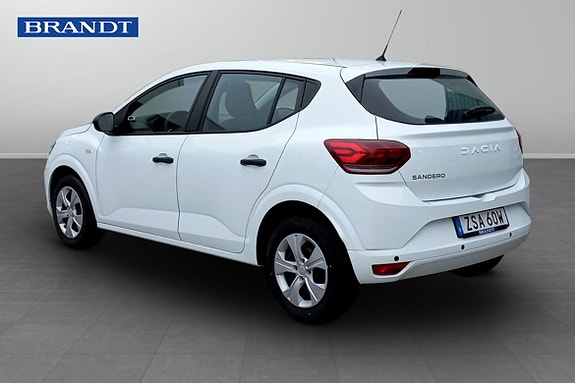 Dacia Sandero 2 of 5