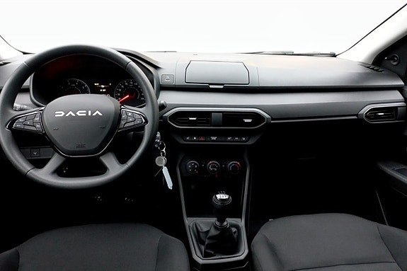 Dacia Sandero 4 of 5
